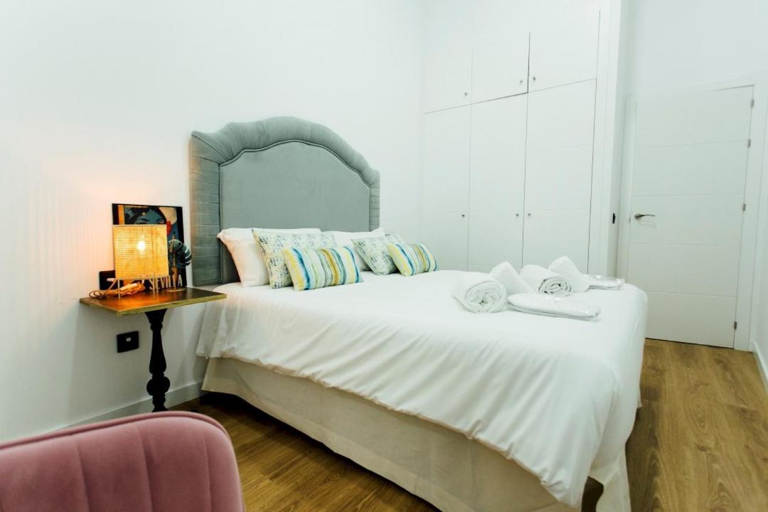 Apartamento Modern With Seasonal Swimming Pool- 1Bd 1Bth- Goyeneta Sevilla Exterior foto